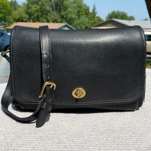 Vintage Coach Ridgefield In Black✨